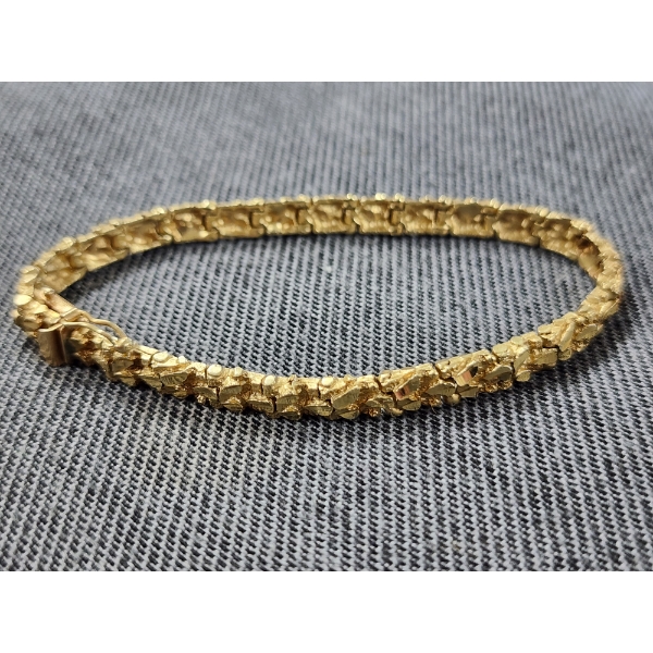 STUNNING 14K GOLD Nugget Style Bracelet Weighing 17.3 Grams Measuring About 7 Inches Long