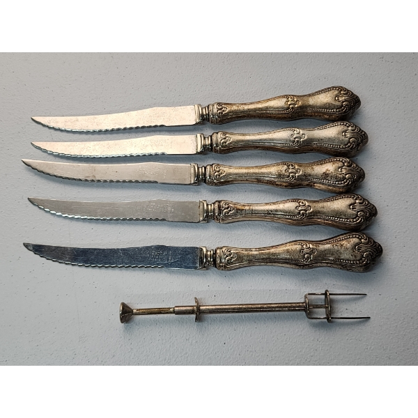 5 Sterling Silver Handle / Stainless Blade Knives & Pickle Fork TW: 305.9g