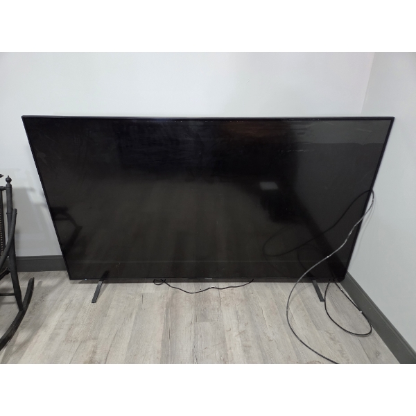 Pick Up Off Site- 115 Ely St. Alliance Oh. 86'' Lg TV With Cracked Screen 