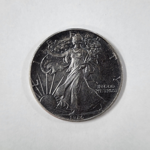 United States 1986 Silver 1 Oz American Eagle Round ~ FIRST YEAR MINTED!