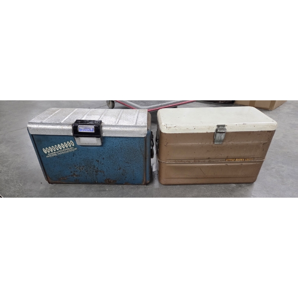 Vintage Metal Coolers 20''x10''x12'' Thermaster & 19''x12''x10'' Little Brown Chest 