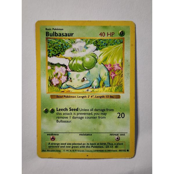 Bulbasaur 44/102 SHADOWLESS Non-Holo Vintage BASE SET Pokemon Trading Card 
