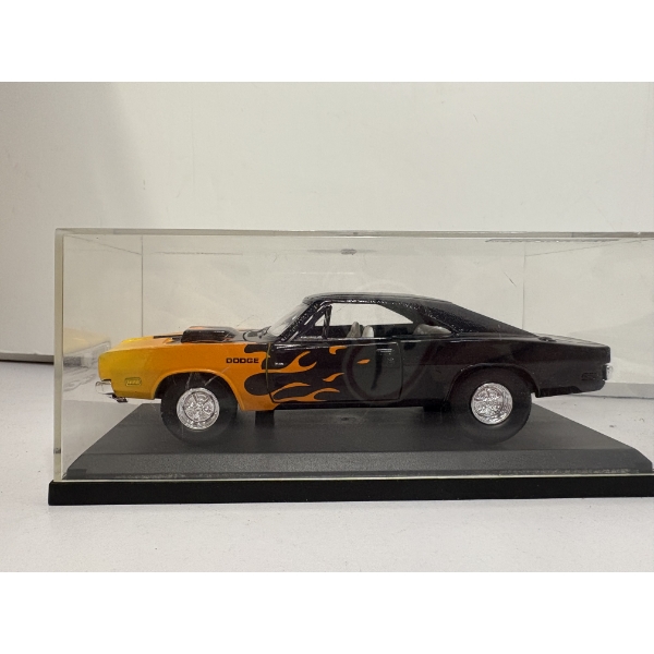 1969 Dodge Charger R/T Model Car - Engine 440 Magnum - HP 375 - Model Retired at 10,000 pieces 