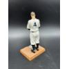 Image 2 : Lou Gehrig Figurine with Microphone - New York Yankees #4 -~6 inches