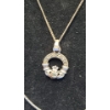 Image 2 : Sterling Silver Necklace With Sterling Heart In Hands Pendant & Sterling Necklace Chain TW: 7.0 G