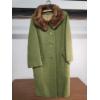Image 1 : Vintage Green Wool Women's Coat with Mink Fur Collar 
