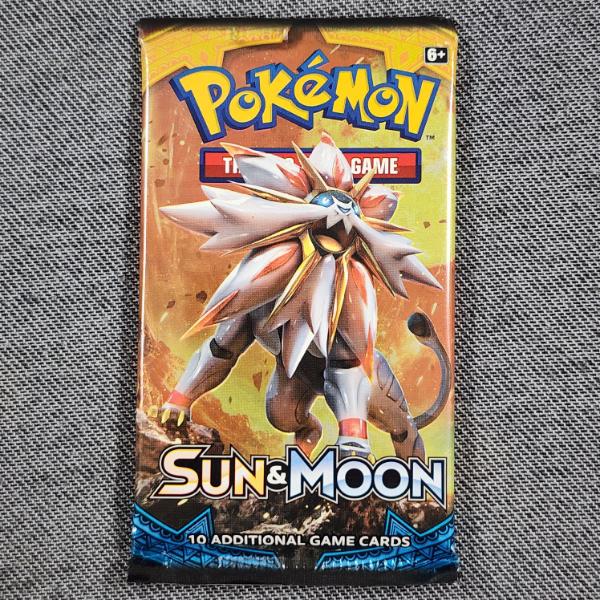 SEALED VINTAGE Pokemon Sun & Moon 10 Card Booster Pack ~ Guaranteed Rare in Each Pack!
