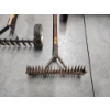 Image 3 : Lawn/Garden Items: Scotts AccuGreen 1000 Classic Drop Spreader, Aerator Rakes 