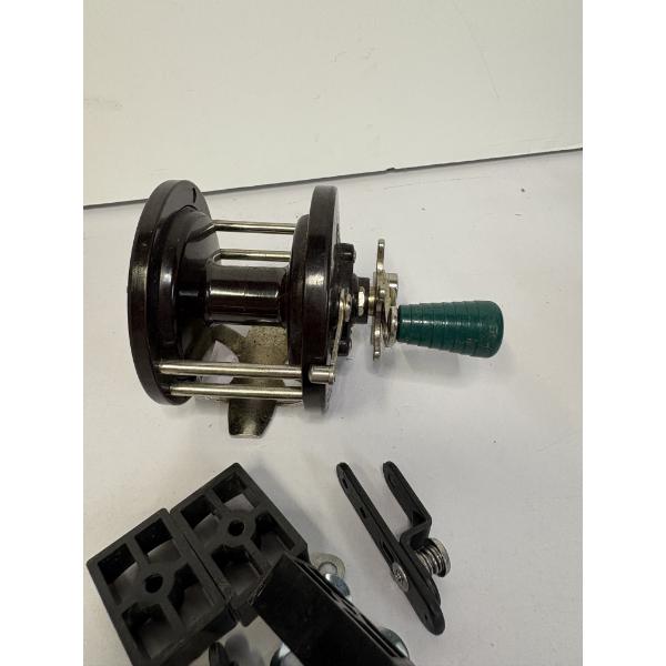 vintage Penn No. 85 Sea Boy conventionaL fishing reel