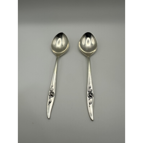 Oneida Heirloom Sterling Silver Spoons - 82.9 Grams