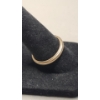 Image 3 : 14K Yellow Gold Wedding Band Featuring Milgrain Edging - Size 7.5" - Weight: 2.9g
