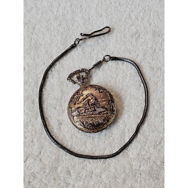 Modern Vintage-Style Railroad Locomotive Pocket Watch (17 Inches)
