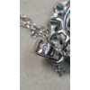Image 3 : Sterling Silver Pendant With Emerald Surrounding Lab Created Green Stones - Weight: 4.6g