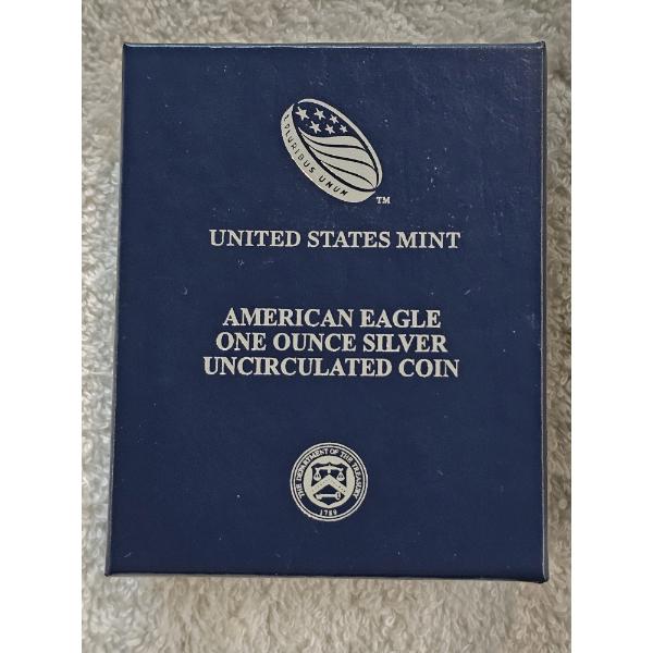 2015 1oz. Uncirculated Silver American Eagle in Original Packaging - AFV $1.00