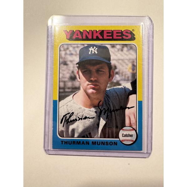 2019 Thurman Munson New York Yankees Archives Baseball Card In Holder - Mint Condition