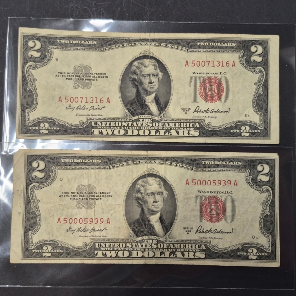 U.S. VINTAGE CURRENCY -  2 PCS - TWO DOLLAR ($2) RED SEAL 1953-A UNITED STATES NOTES - BETTER GRADE
