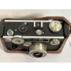 Image 2 : Vintage Argus C3 35mm rangefinder camera - shutter speeds - Manufactured in U.S. between 1938-1968