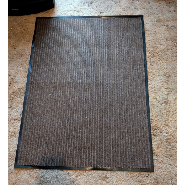 New Indoor/Outdoor Mat, Tote With Lid, Suitcase Stand, Joy Vac ,& Dust Mop