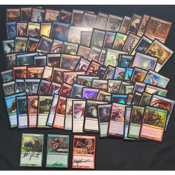Large Lot of Magic The Gathering Trading Cards Including Rares, Holos & Even Autographs!