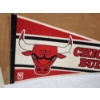Image 2 : Vintage Chicago Bulls NBA Pennant Banner ~ About 30" Long