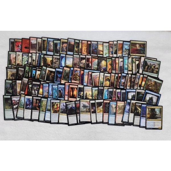 Large Collection of Over 100 Assorted Magic the Gathering MTG Trading Cards 