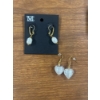 Image 1 : The Metropolitan Museum of Art Earrings