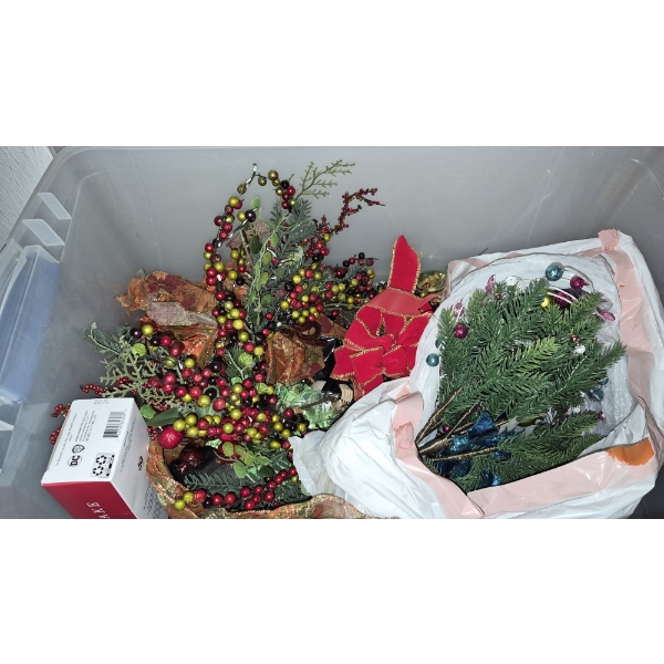 PICKUP IN NORTHFIELD - Large Tote With Holiday Decor As  Shown - See Pics