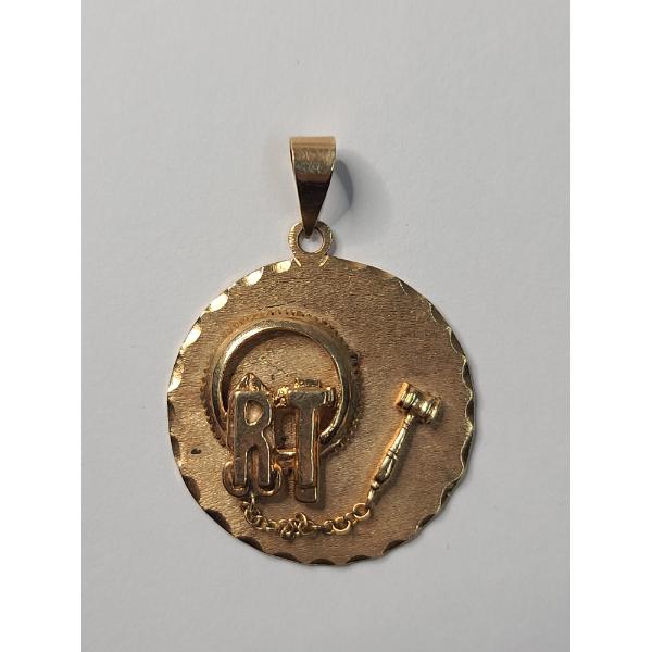 14K Yellow Gold Engraved Organizational Award Pendant - Weight: 10.2g