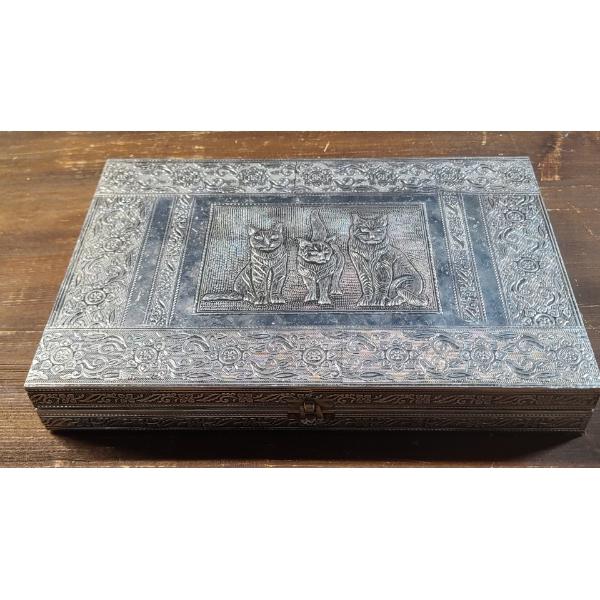 Beautiful Jewelry Box With Embossed Cat Motif & Fashion Watches, Bracelets & More