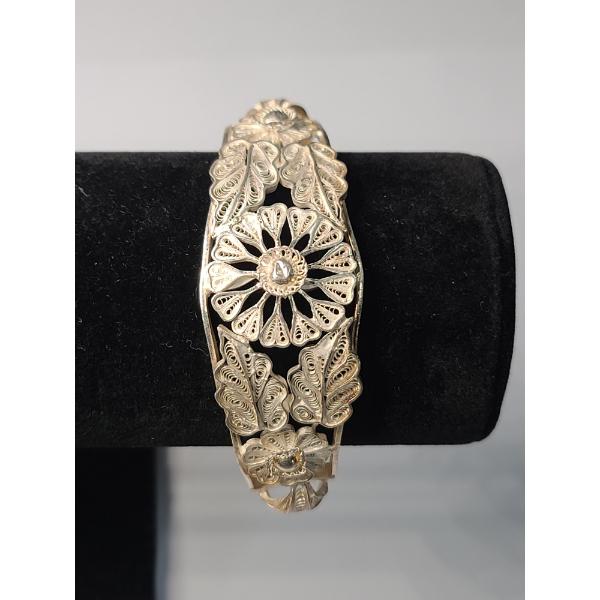 Vintage 2.5" Higher Percentage Silver Filigree Cannetille Hinged Bangle Bracelet - Weight: 29.4g