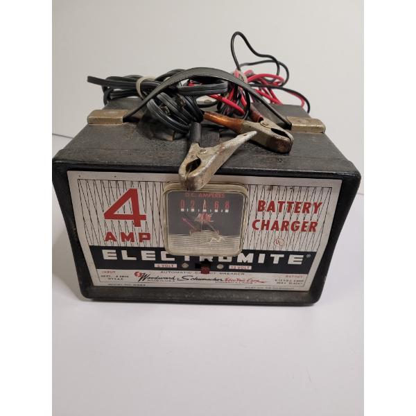 4 AMP Battery Charger - Electromite