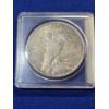 Image 2 : 1925 Silver Peace Dollar - Excellent Condition in Case