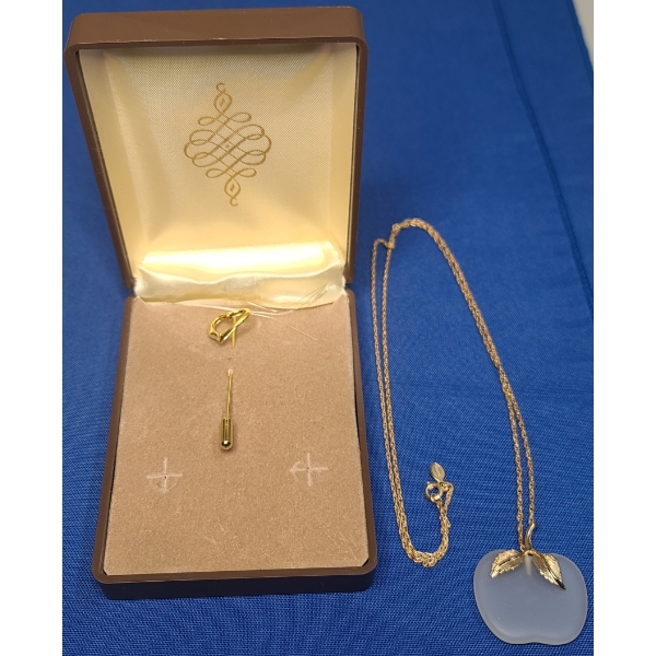 Vintage Avon Frosted Glass Apple Pendant Necklace & Heart Lapel Pin