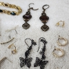 Image 2 : Lot of Assorted Fashion Costume Jewelry 