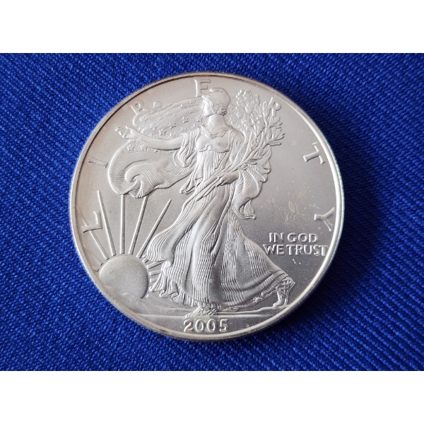 2005 Silver American Eagle $1 Coin - 1 oz .999 Fine Silver