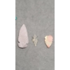 Image 3 : (3) Assorted Arrowheads 