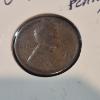 Image 2 : U.S. RARE COINAGE - TWO 1909 VDB & ONE 1914-P LINCOLN WHEAT CENTS - SEE PICS FOR CONDITION