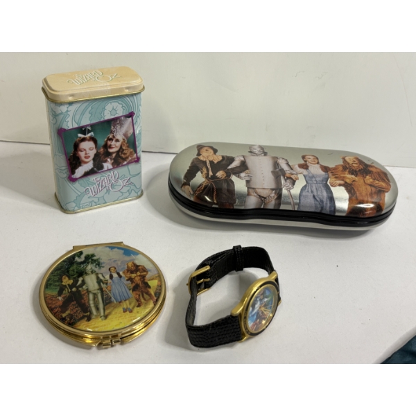 Wizard of Oz Collectibles - Glasses Case - Compact Mirror - Watch - Tie - Vandor Tin Can