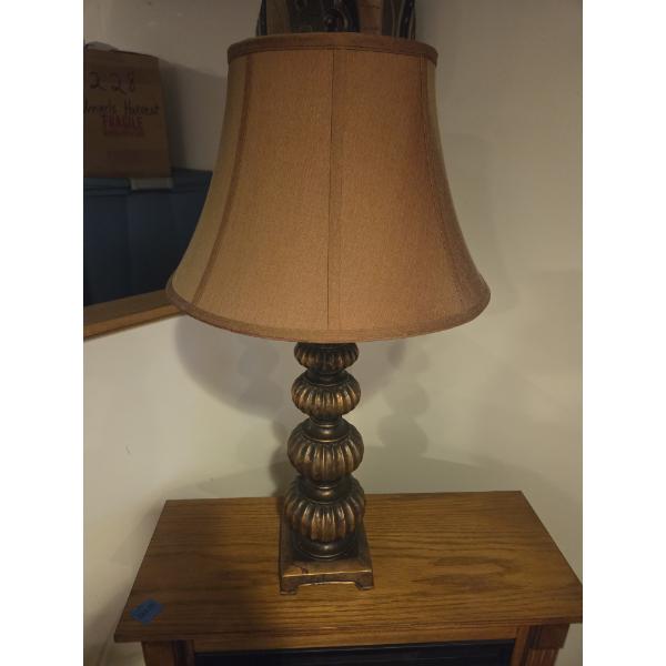 Beautiful Stylish Lamp And Huge Art Deco Centerpiece