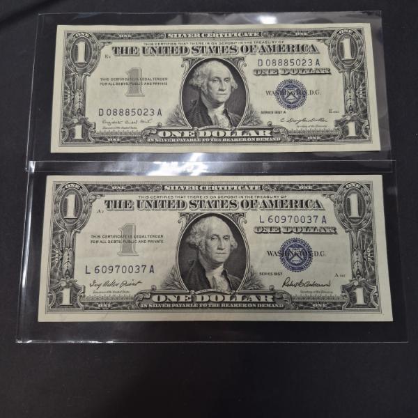 U.S. VINTAGE CURRENCY - 2 PCS - 1957 & 1957-A BLUE SEAL AU CONDITION $1 SILVER CERTIFICATES