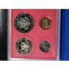 Image 5 : 1982- S United States Proof Set - 6 Coin Set with Box and Display Stand