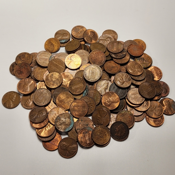 Approx. 170 Assorted Cents, Maily Wheat & Memorial, A Few Foreign, Indian Head - FV: ~$1.70