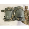 Image 6 : German M31 Bread Bag used during WWII & Army Knee Pads - ACU camo 