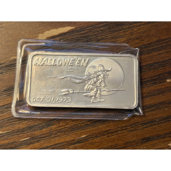 Vintage Hallowe'en Witch - 1973 1 Oz. Fine Silver - 2,000 Minted - MGC - In Plastic Packaging