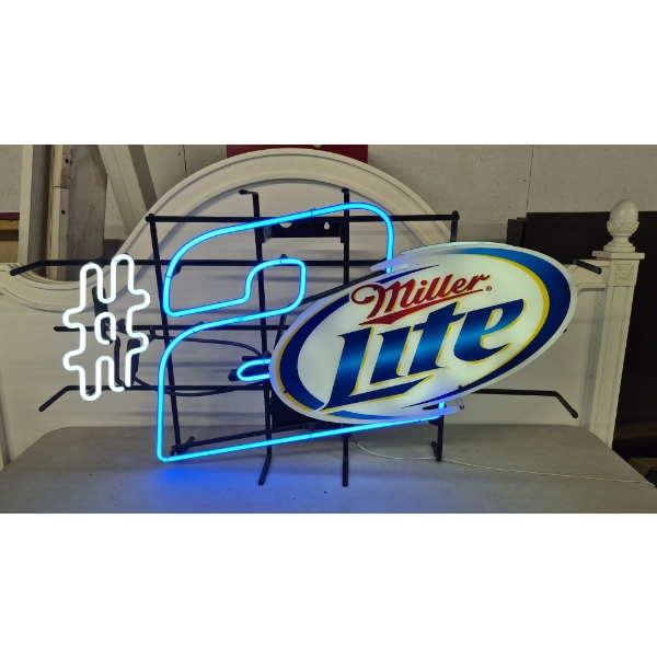 NEON WALL MOUNT BAR SIGN - MILLER LITE37 X 20 Inch Fully Working & Very Colorful!- See Pics