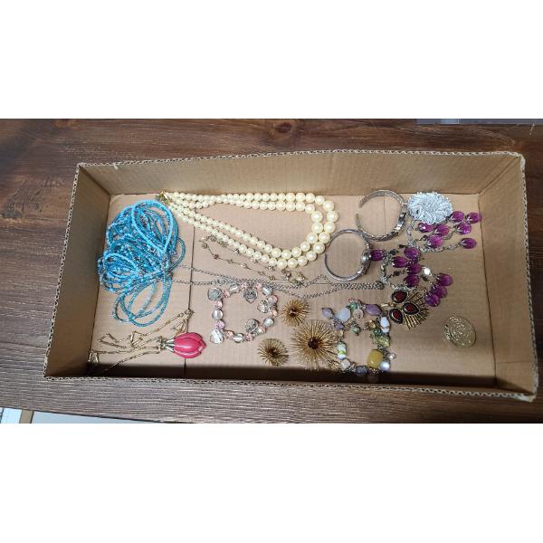 Assorted Costume Jewelry Including Brooches, Necklaces, Bracelets & Watches