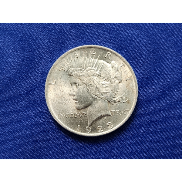 1923 90% Silver Peace Dollar in Excellent Condition