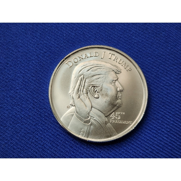 Donald J. Trump 45th President Silver Round 1 oz .999 Silver Mint Condition
