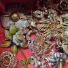 Image 2 : Various Vintage Costume Jewelry Brooches and Pins, featuring Floral Designs and Gold-Tone Finishes