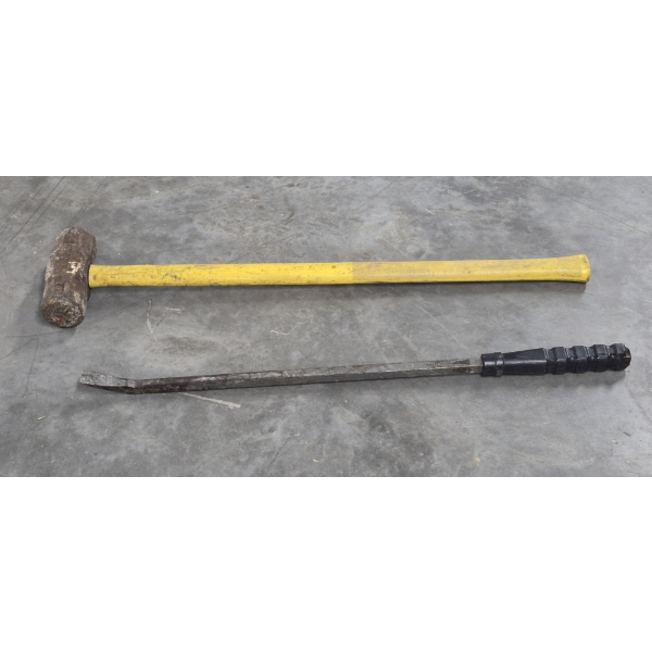 2 Pcs - Set Of Wood Handle 
Heavy Sledge Hammer & 30" Steel Pry Bar